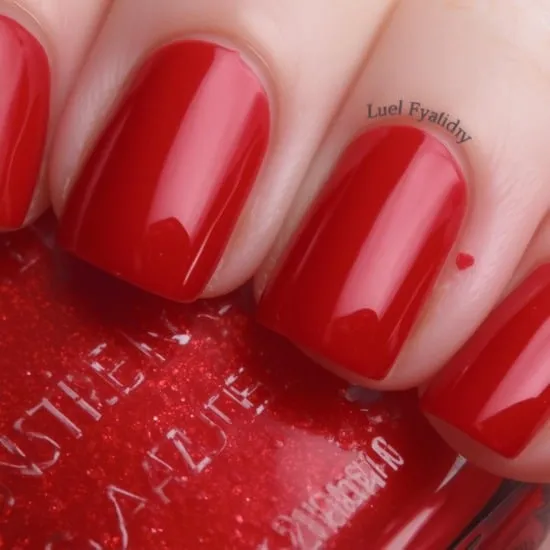 simple red christmas nails IMG02