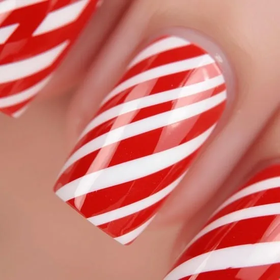 18 fun christmas nails IMG02