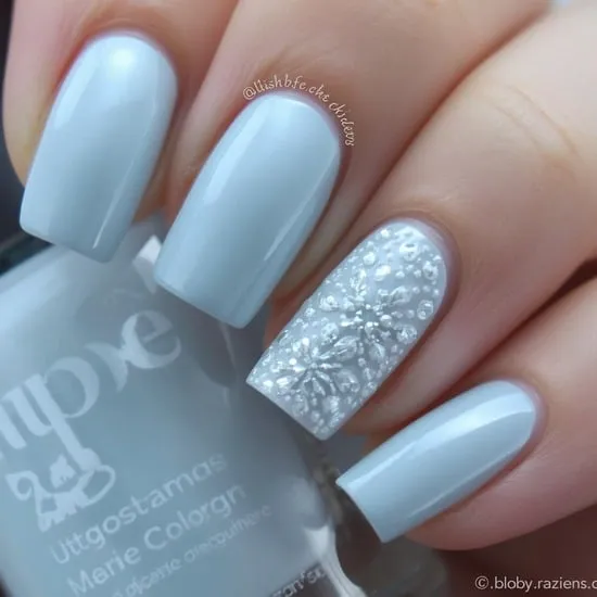 subtle christmas nails IMG11